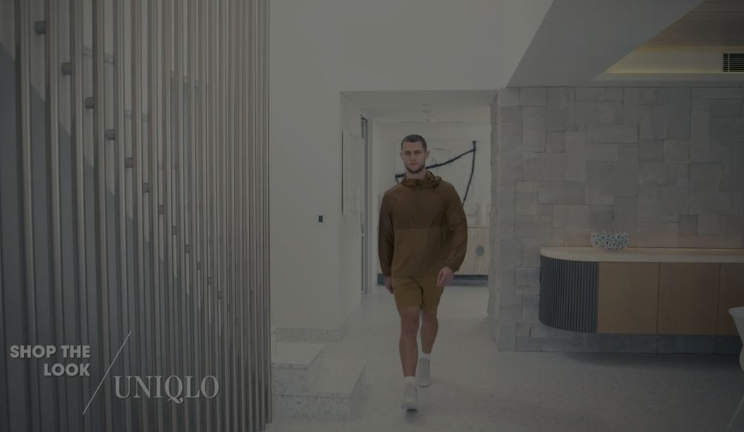 Experience the impact of Vogue's shoppable runway ?